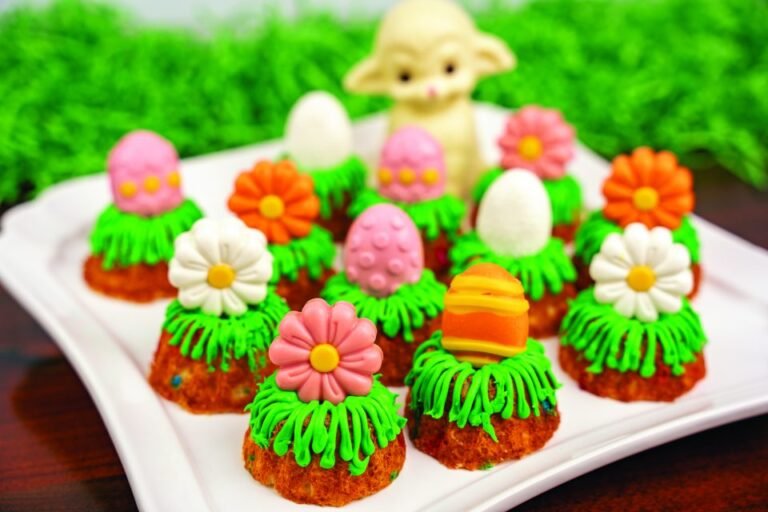 Small Easter Bundt Cakes