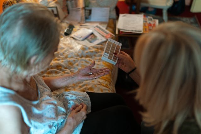 What to Anticipate During the Transition into Memory Care in the First Month