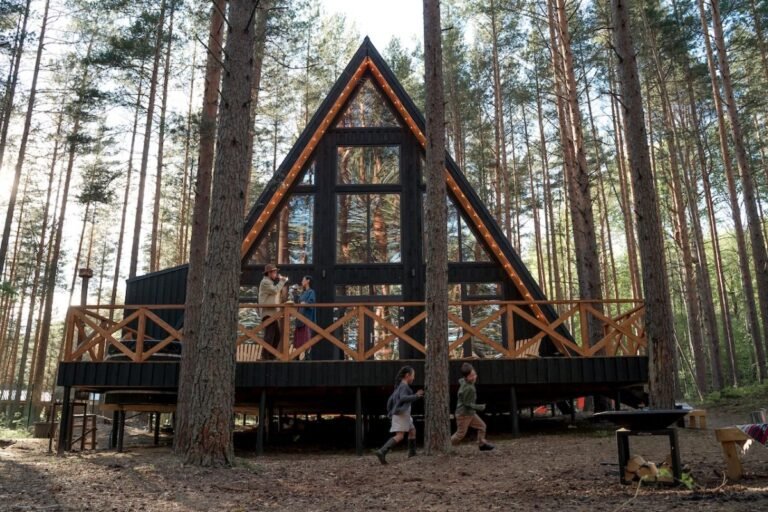 The Best of Both Worlds: Nature and Luxury at 5-Star Campsites in Europe